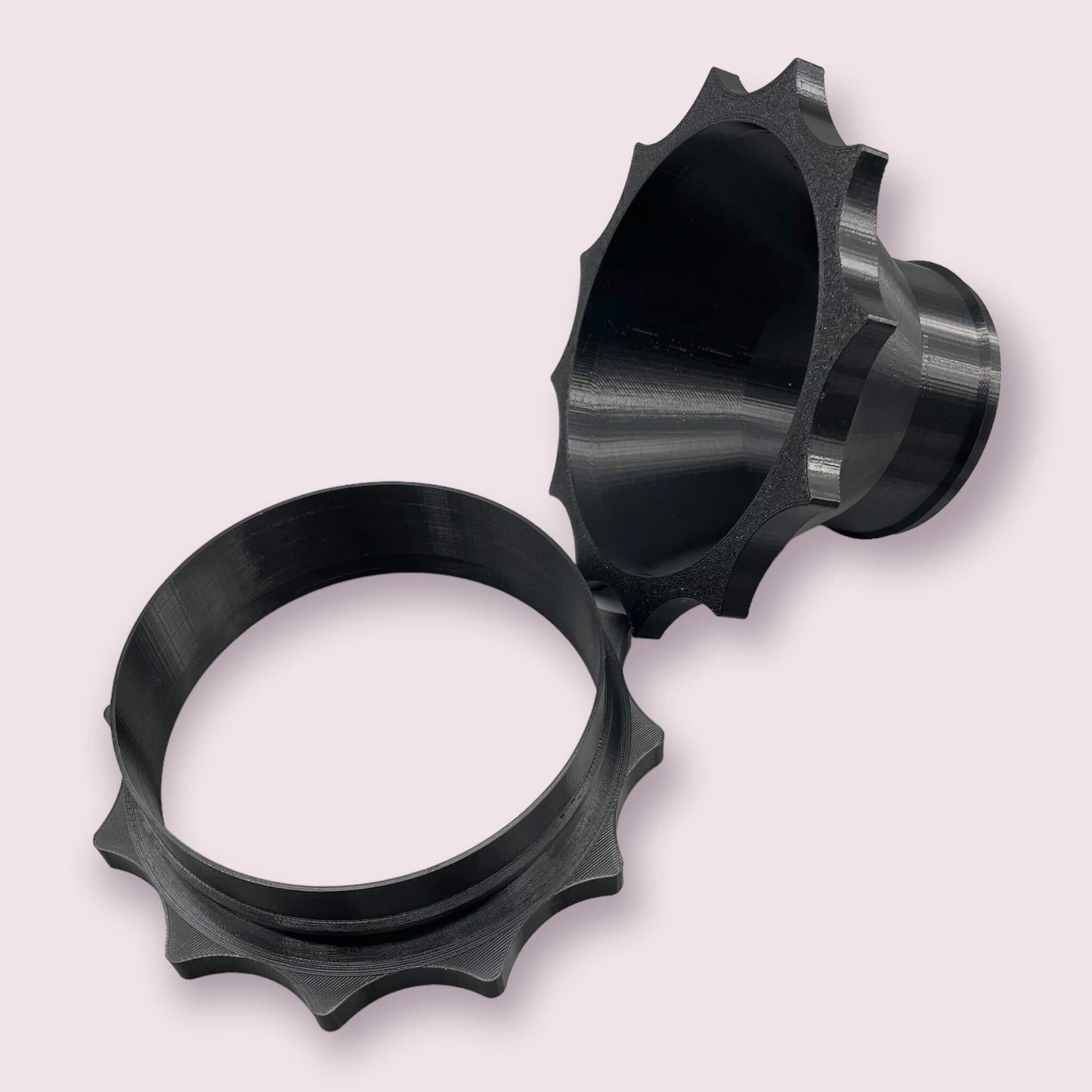 6 inch Mag-Duct to 4 inch Hose Port Reducer/Union Adapter