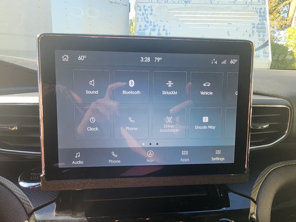 Explorer ST - Aviator Screen Swap Mount