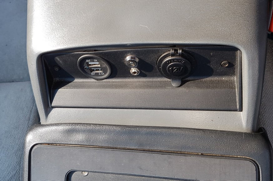 1985-1988 Pontiac Fiero 2.8 V6 Center Console Cigarette Lighter Trim Bezel 10032354